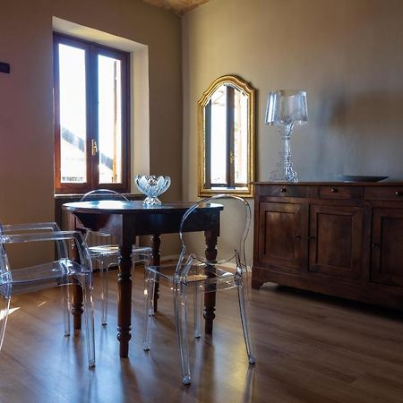 Alla Torre - Nel Cuore Del Borgo Storico Castagnole delle Lanze Exteriör bild