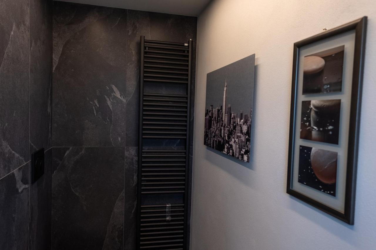 Alla Torre - Nel Cuore Del Borgo Storico Castagnole delle Lanze Exteriör bild