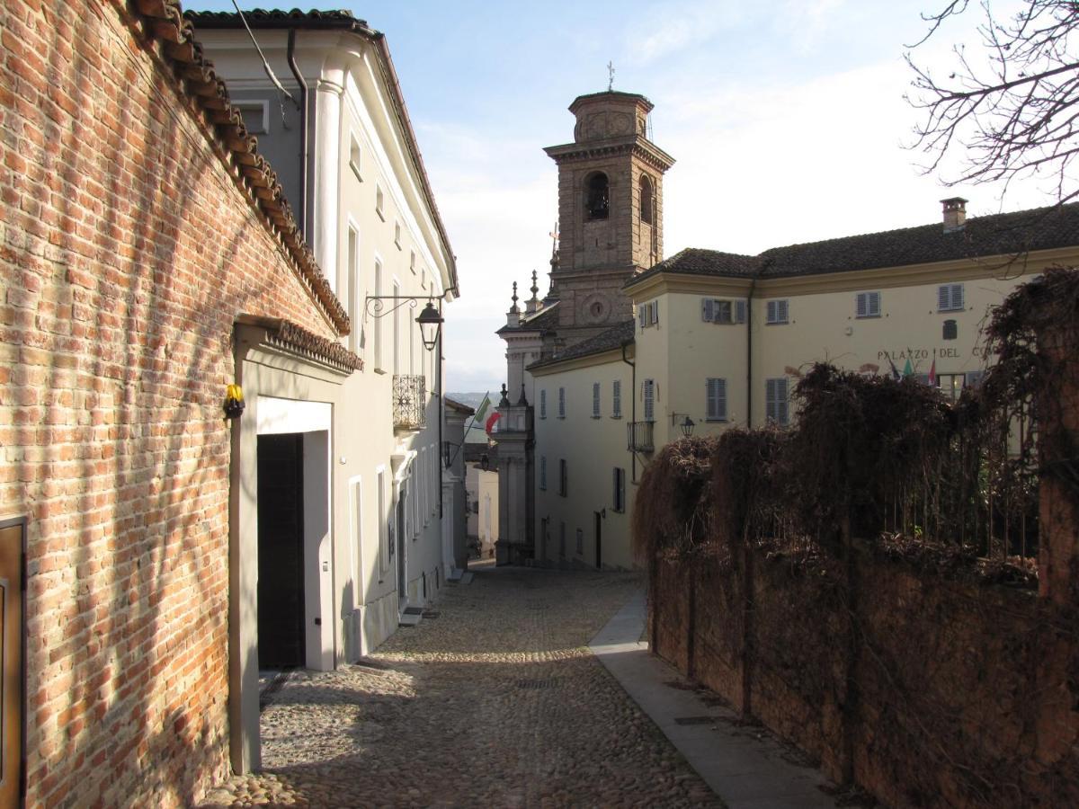 Alla Torre - Nel Cuore Del Borgo Storico Castagnole delle Lanze Exteriör bild