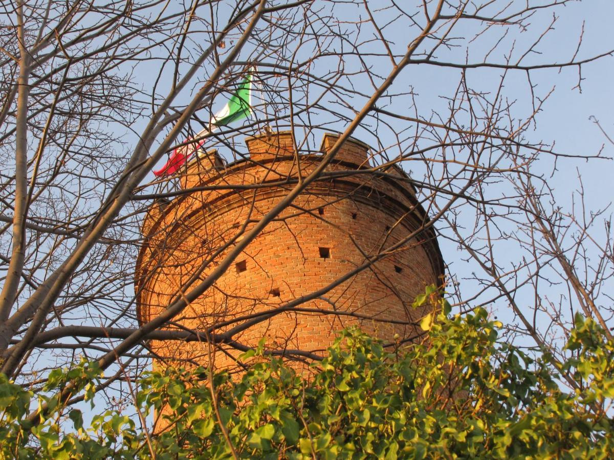 Alla Torre - Nel Cuore Del Borgo Storico Castagnole delle Lanze Exteriör bild
