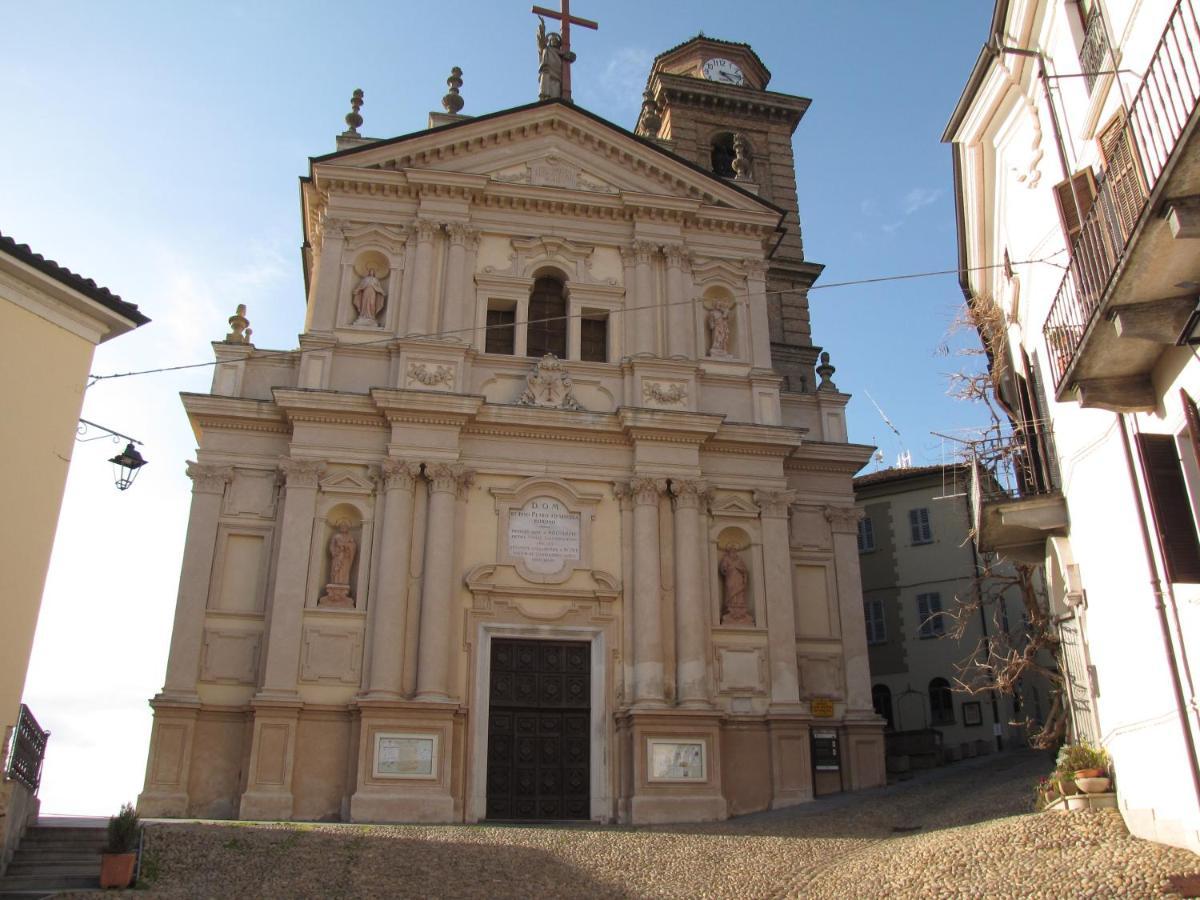 Alla Torre - Nel Cuore Del Borgo Storico Castagnole delle Lanze Exteriör bild
