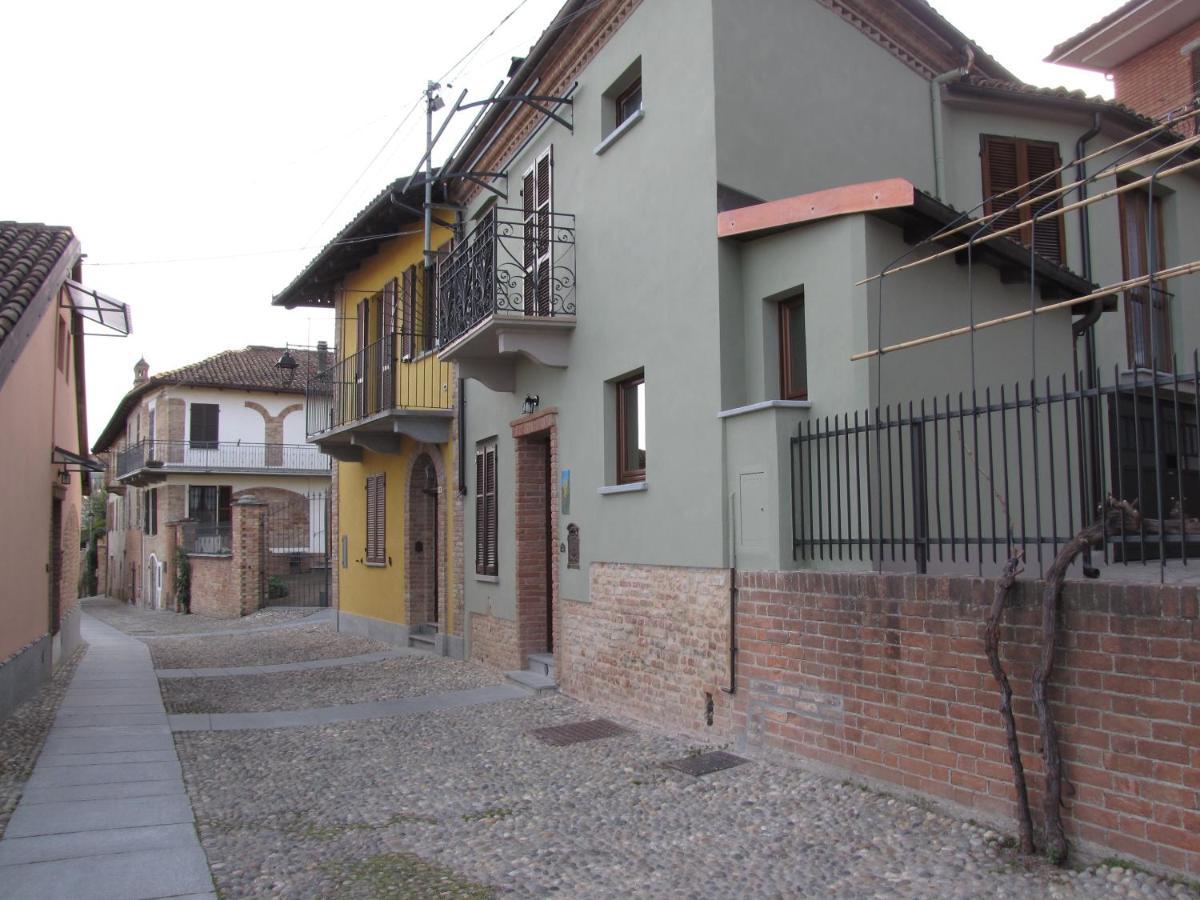 Alla Torre - Nel Cuore Del Borgo Storico Castagnole delle Lanze Exteriör bild